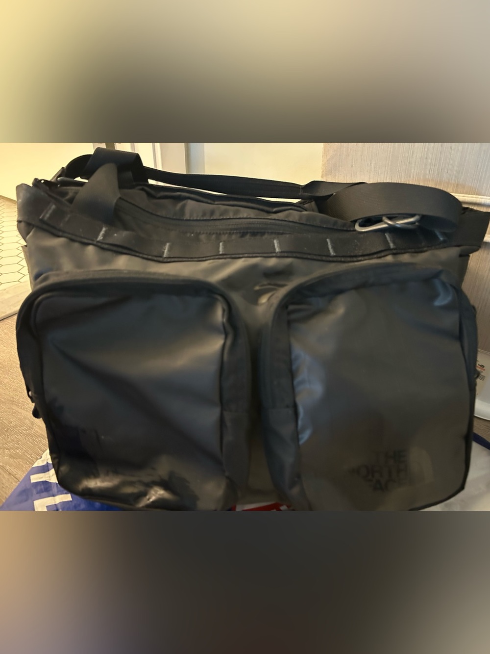 Black Travel Bag with Dual Front Pockets - Picture 4 of 11